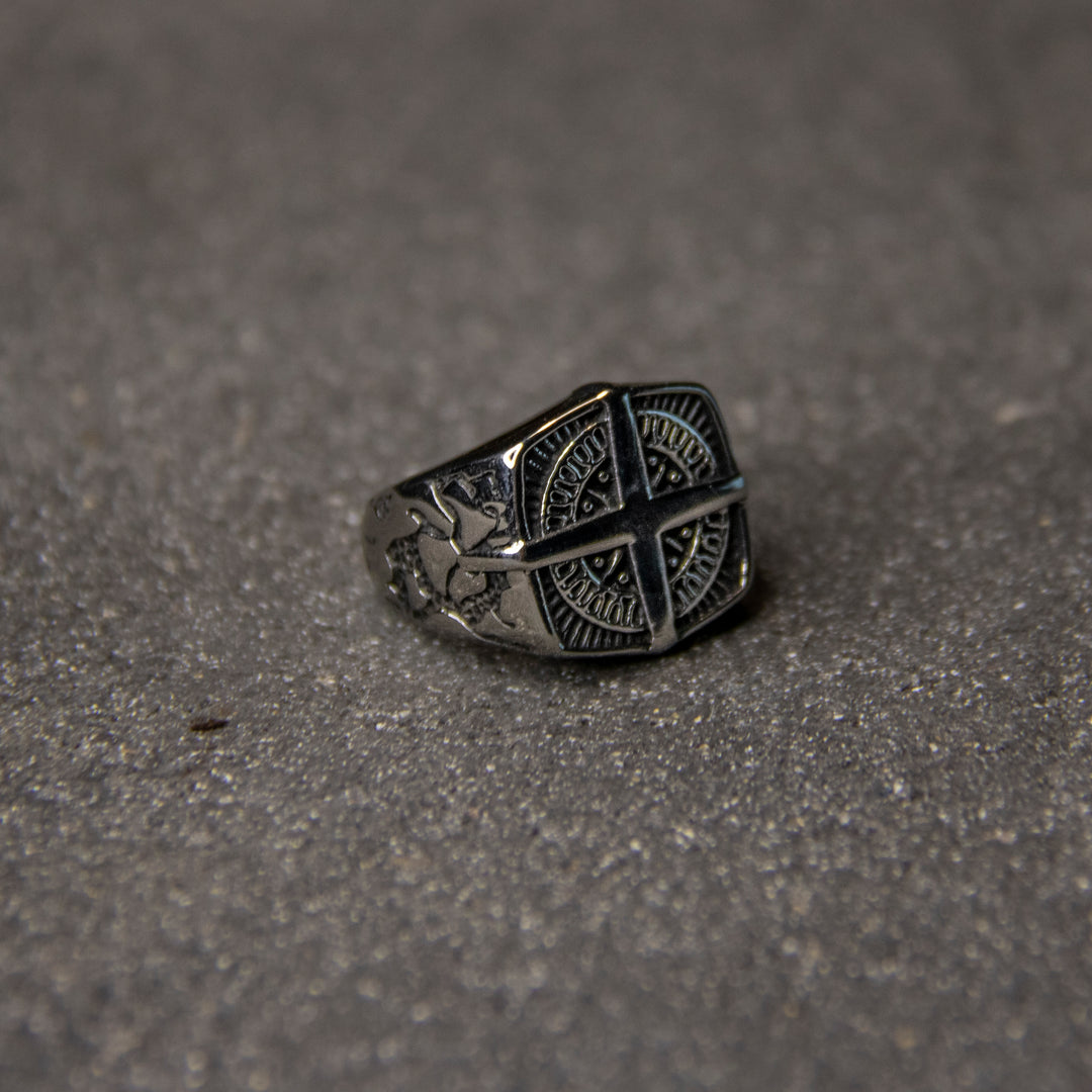 Stainless Steel Compass Embossed ring