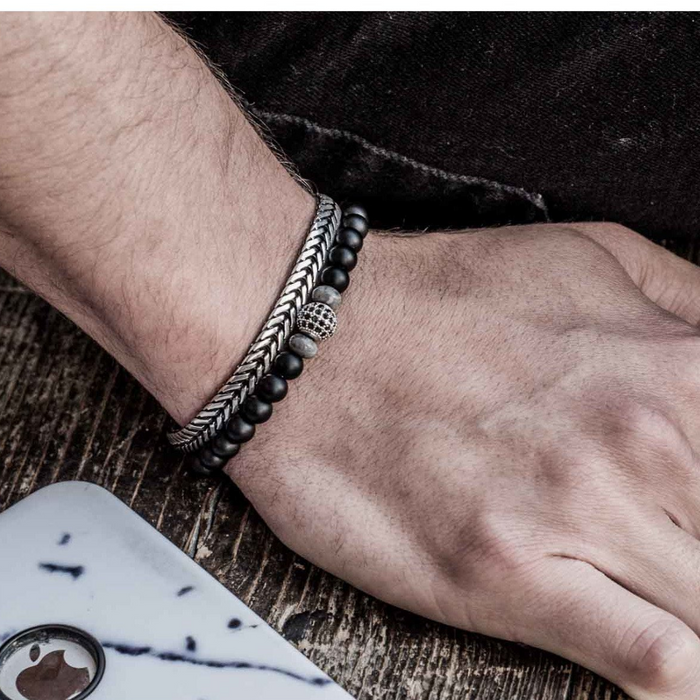 1 Stainless steel foxtail bracelet with a lobster clasp and 1 gemstones elastic bracelet