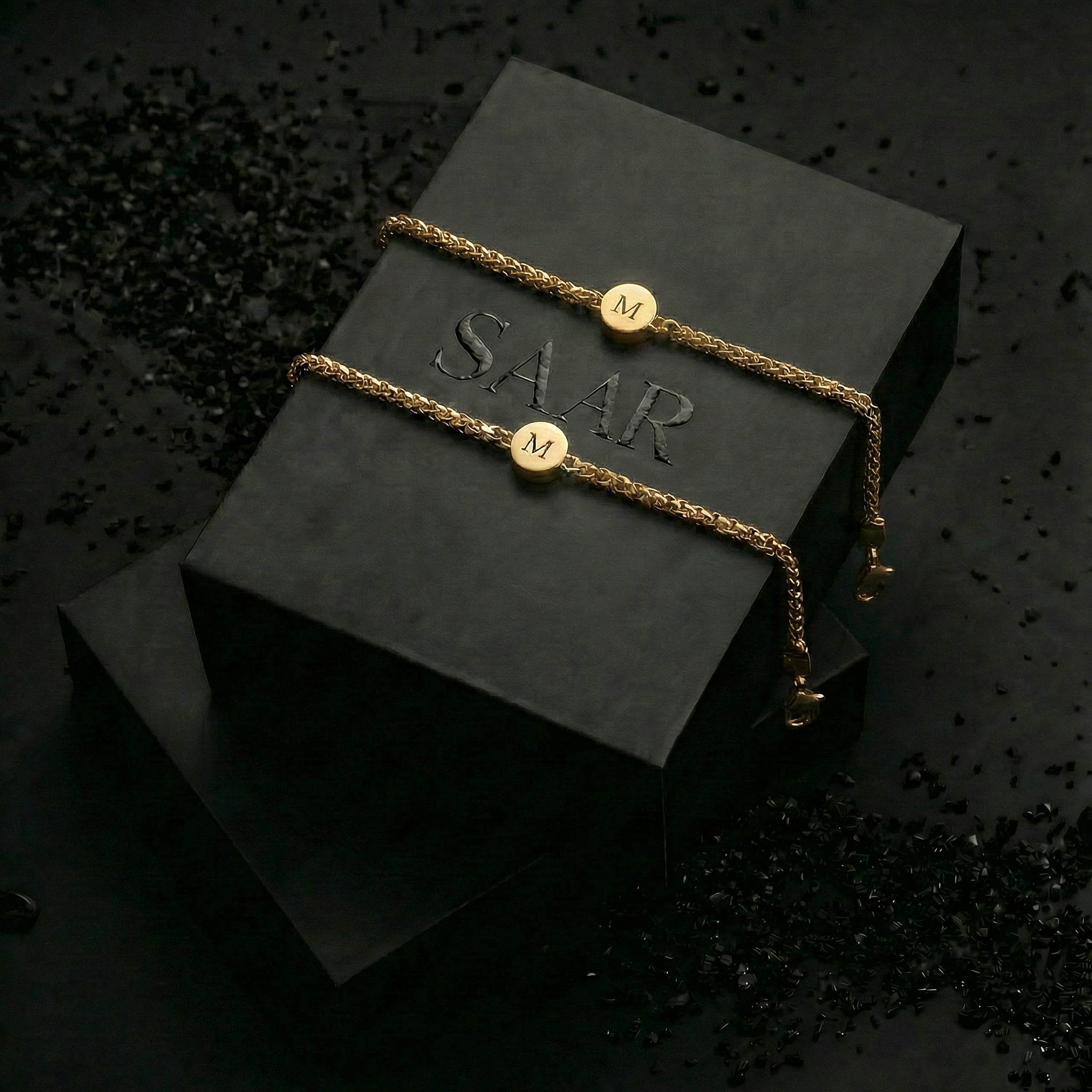 Stainless steel wheat chain bracelets with customisable round stainless steel plates finished with a lobster clasp with an adjustable chain