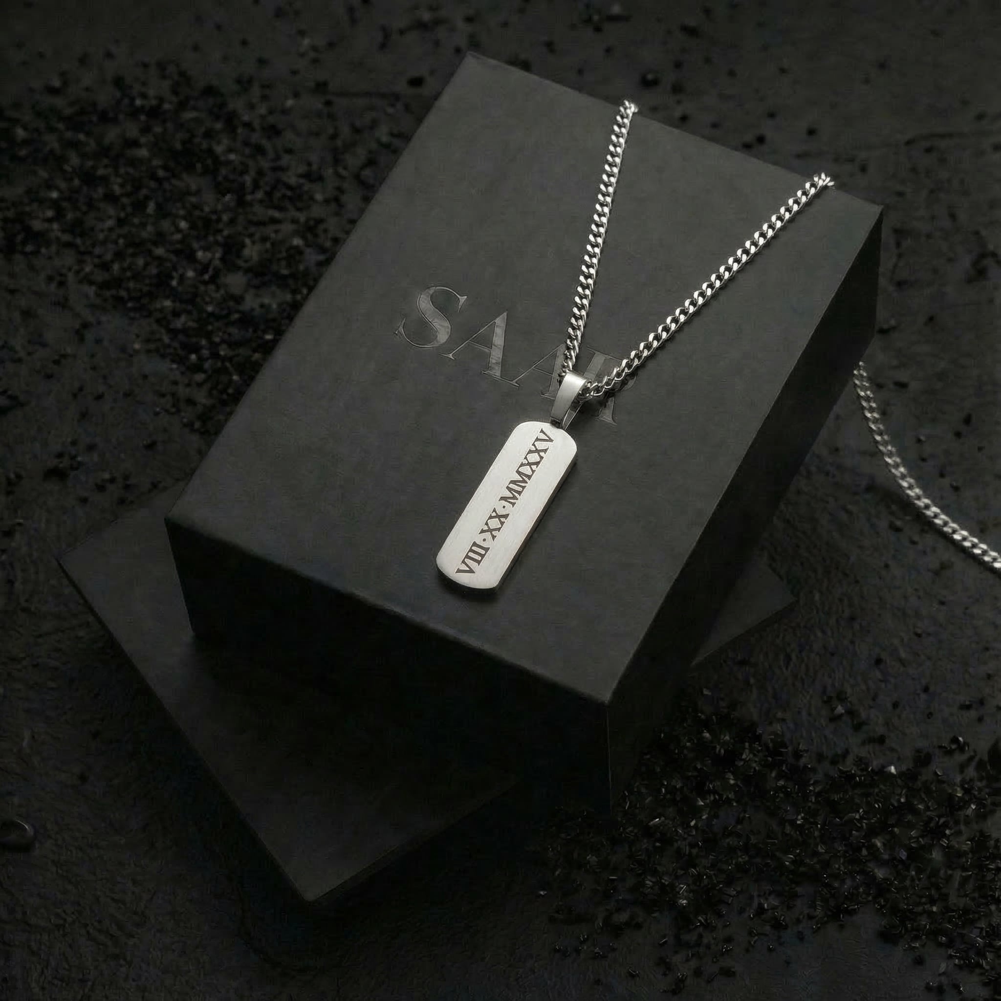 Erik Stainless Steel Engraved Name Tag Box Chain Necklace For Men